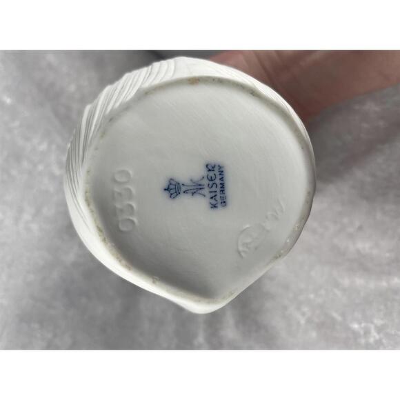 Kaiser MCM Ceramic White Vase #0330 Made in Germany - Picture 6 of 8